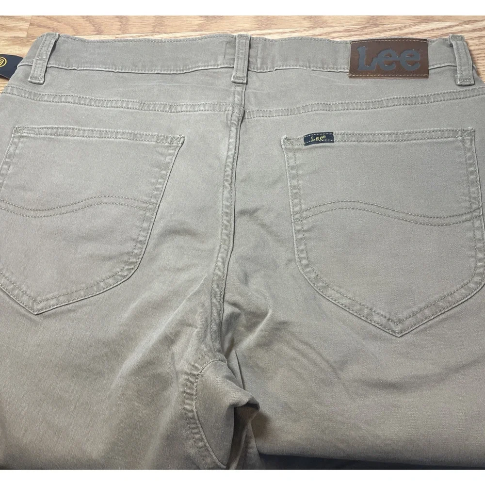 Lee Men's Cougar Regular Fit Straight Leg 5-Pocket Twill Pants Size 36x30 NEW